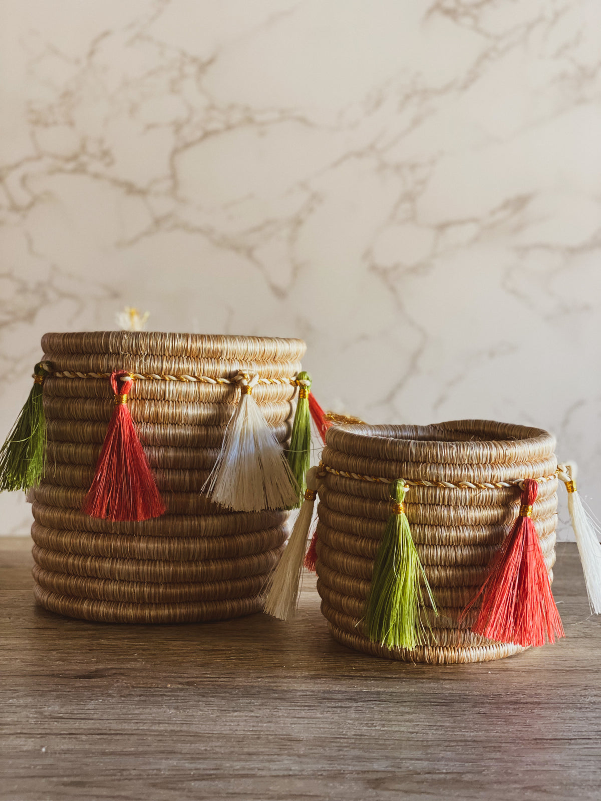 Sutton Woven Storage Basket and Holly Tassel Set