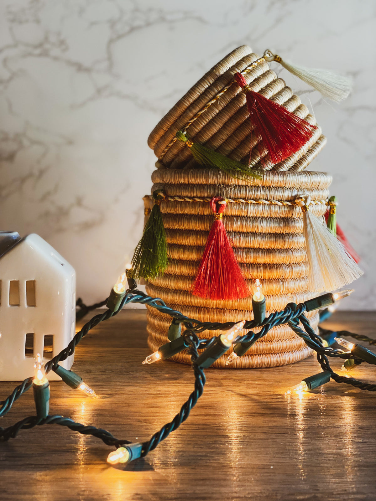 Sutton Woven Storage Basket and Holly Tassel Set