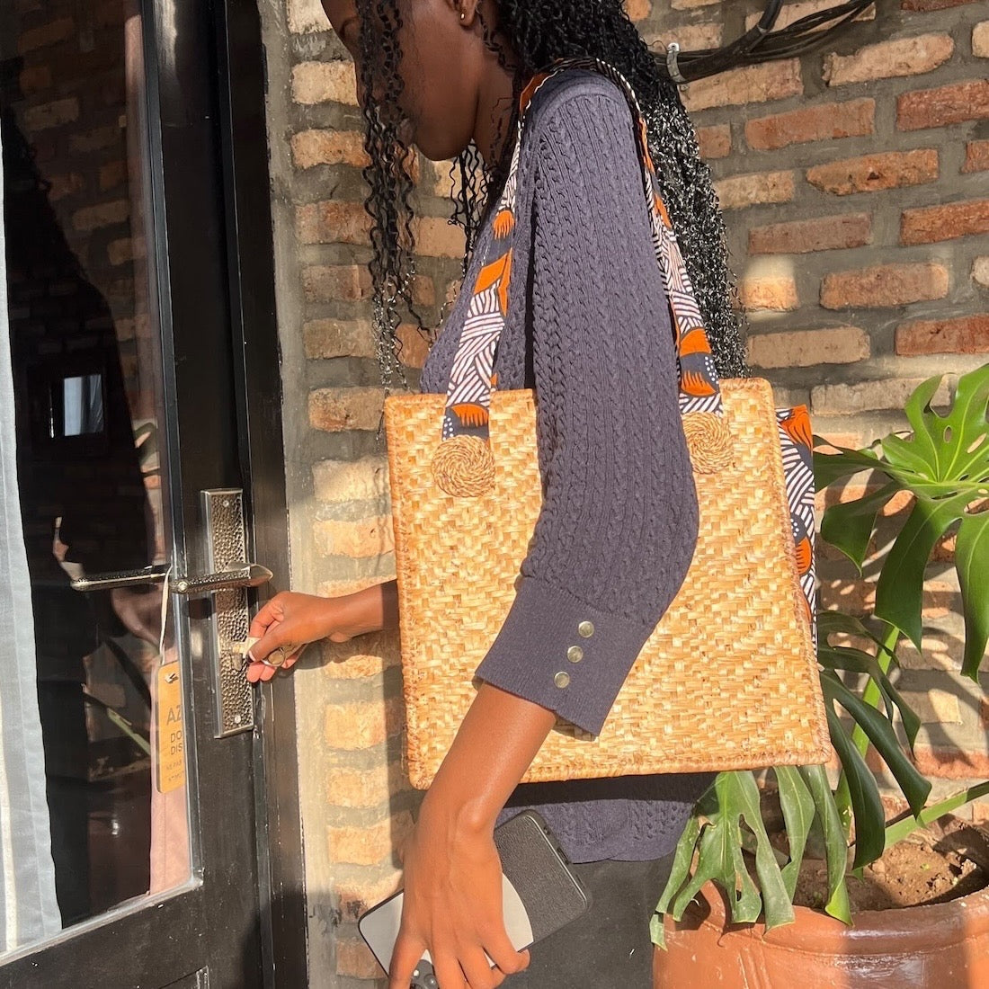 Banana Panel Pop-Up Tote in Neutral