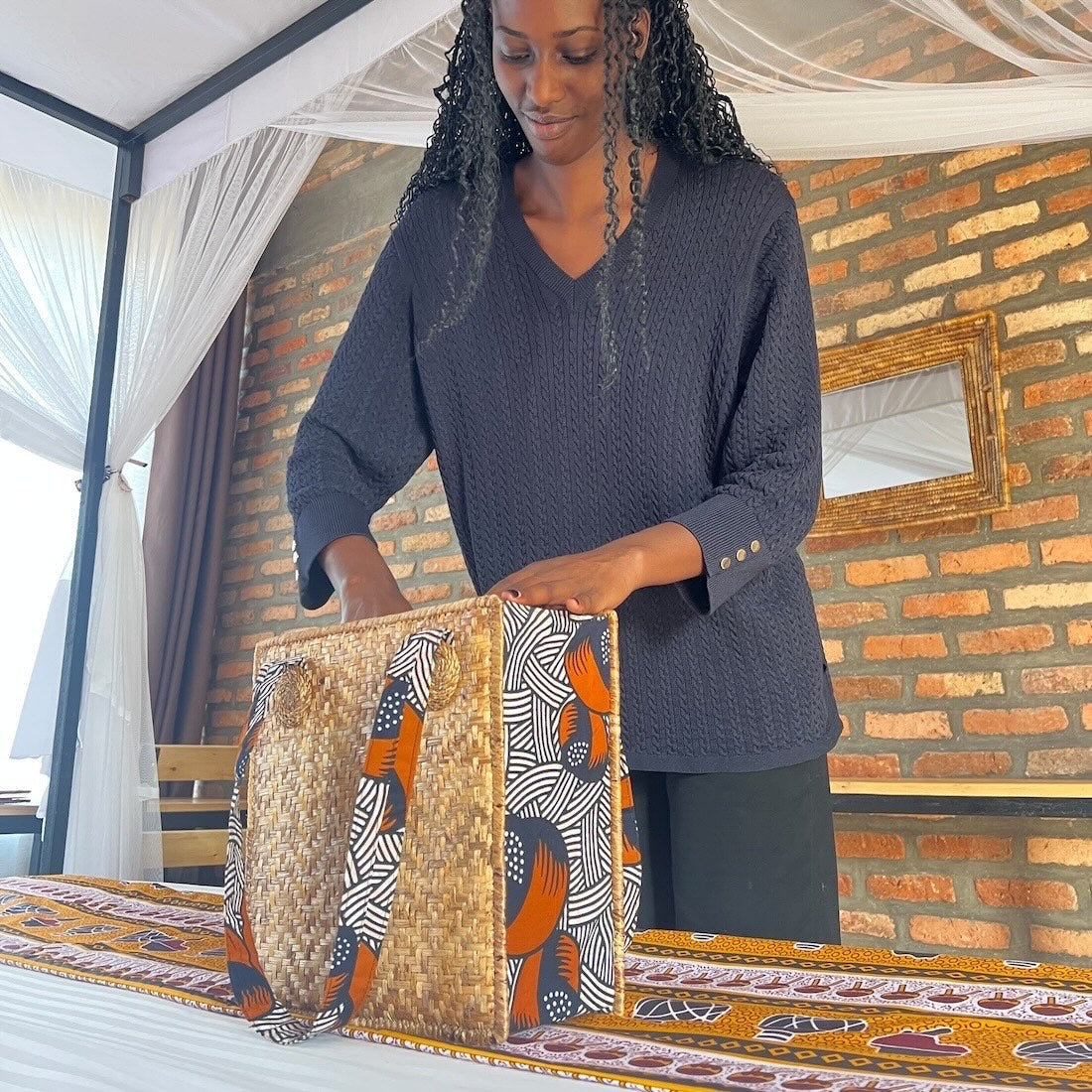 Banana Panel Pop-Up Tote in Neutral