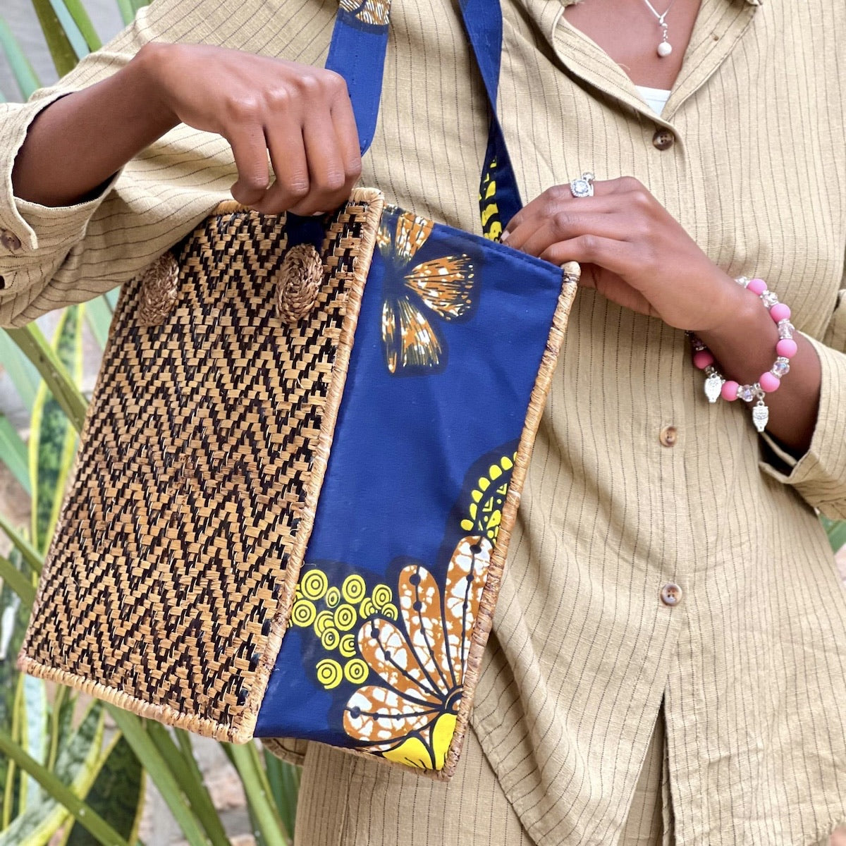 Banana Panel Pop-Up Tote