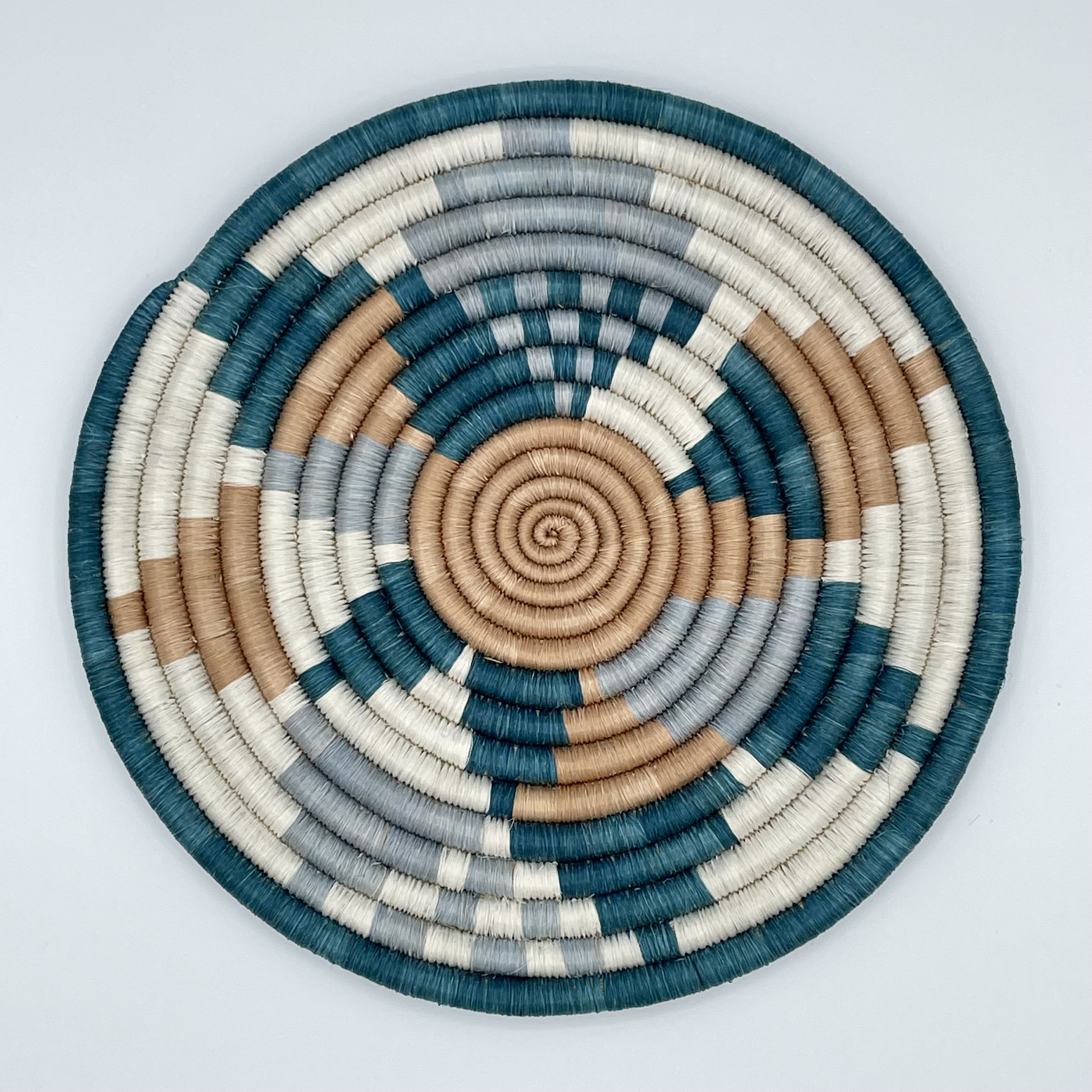 Diversiform Hand Woven Trivet